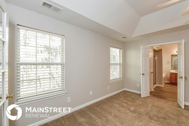 Building Photo - 549 Cascade Hills Ct SW