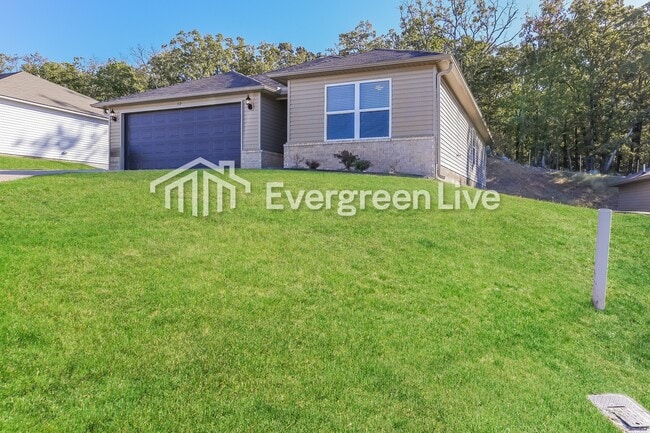 Building Photo - 12 Spring Ridge Lane