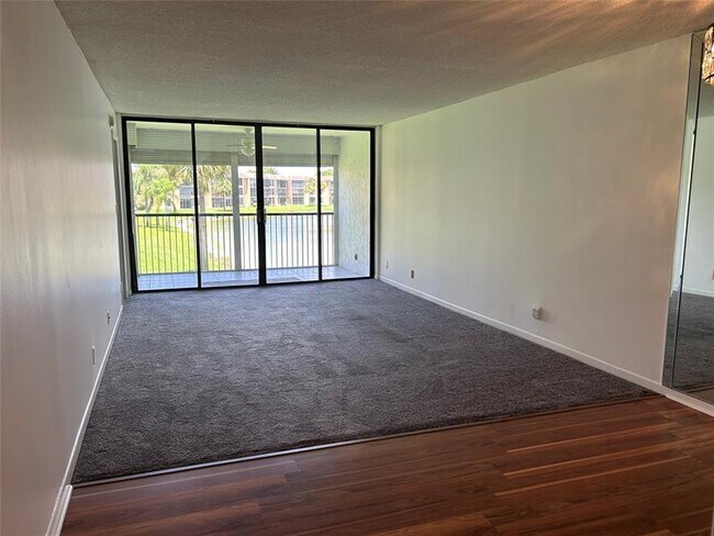 Building Photo - 6123 Coral Lake Dr