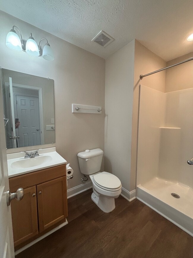 Building Photo - 312 E Jenkins St