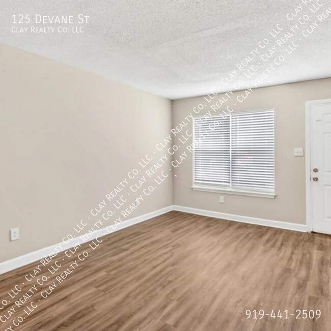 Building Photo - 125 Devane St
