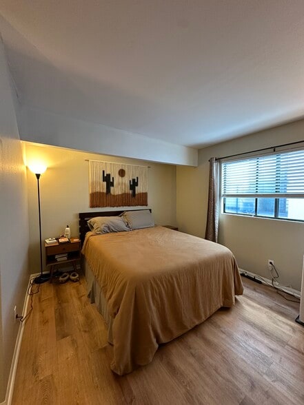 Building Photo - 4385 Georgia St