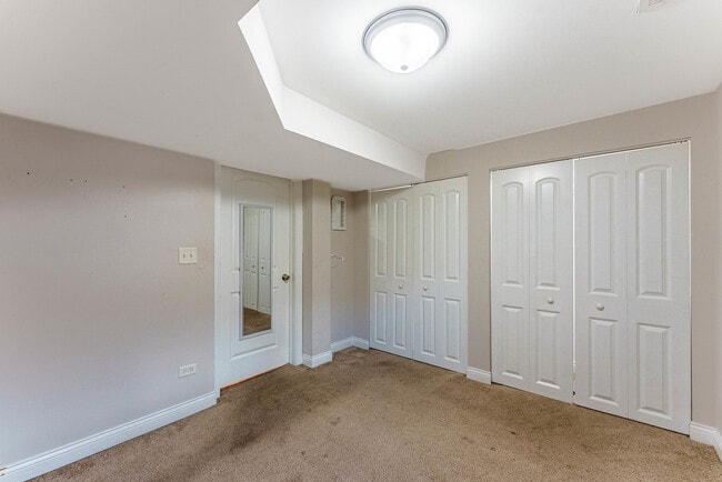 Building Photo - 3345 N Keating Ave