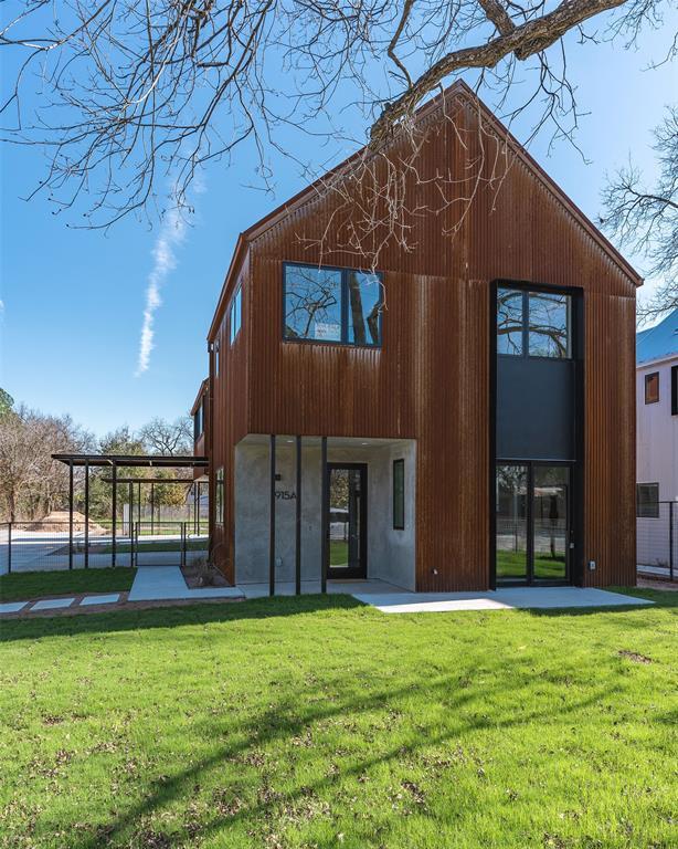 Building Photo - 915 Tillery St