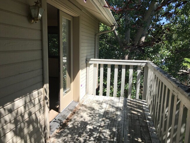 Building Photo - 4271 N Pennfield Pl