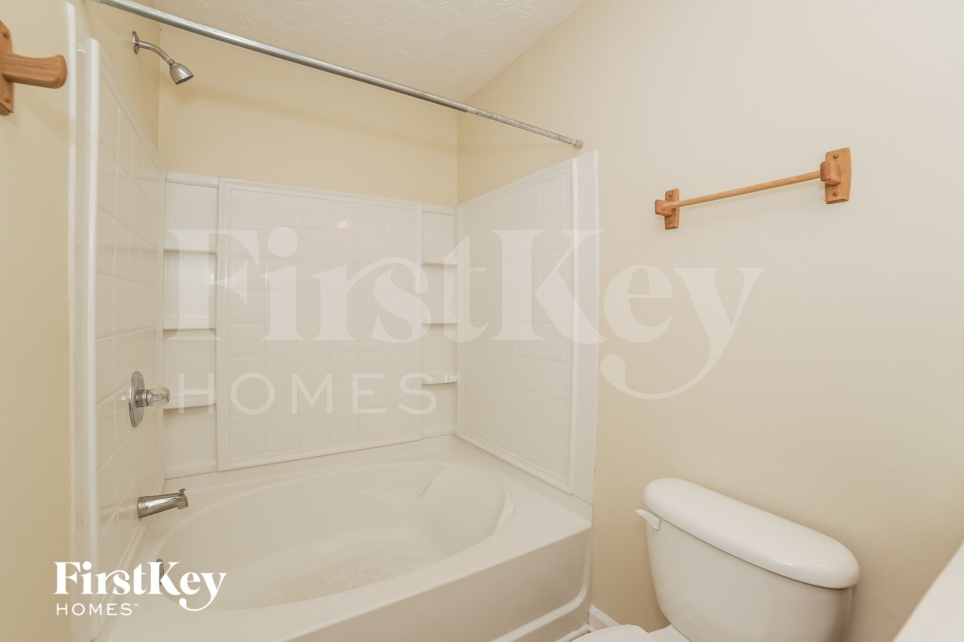 Building Photo - 2376 Bigwood Trail