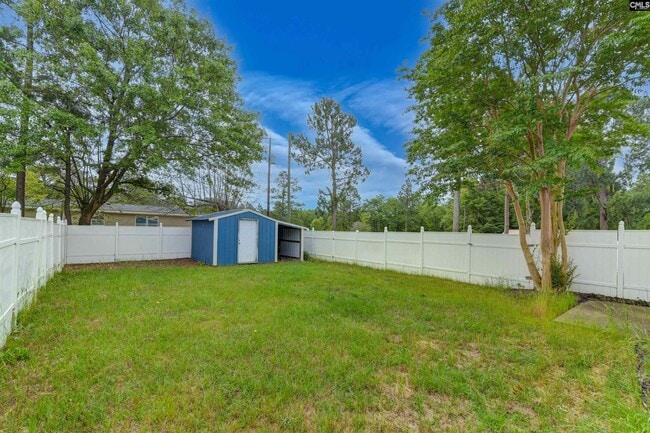 Building Photo - 107 Hutto Hill