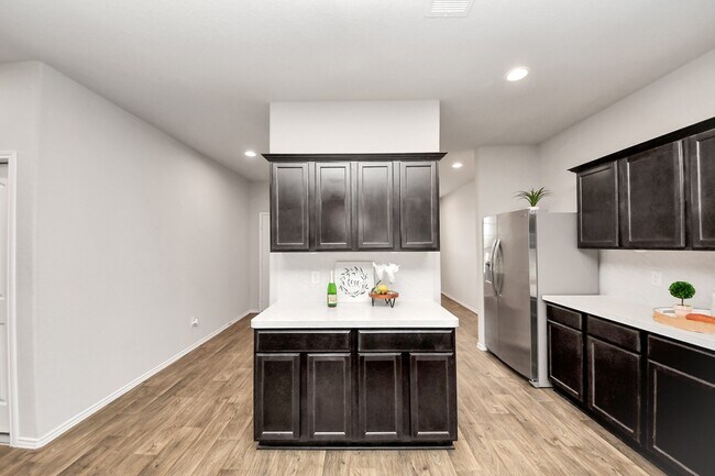 Building Photo - 21234 Bellaria Summit Trail