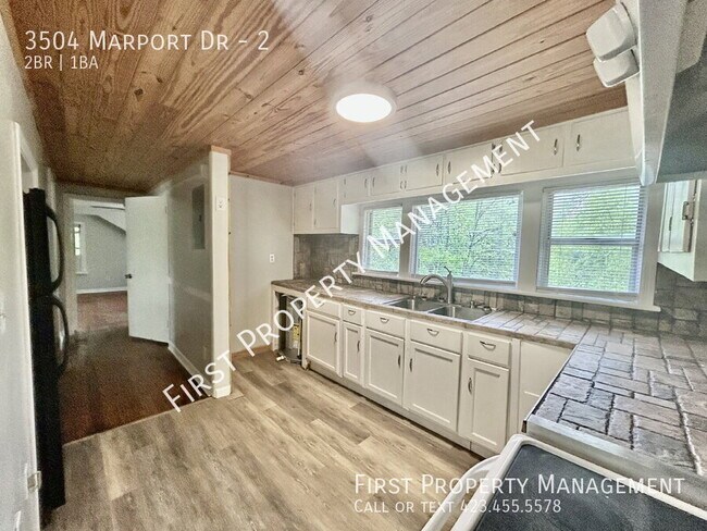 Building Photo - 3504 Marport Dr