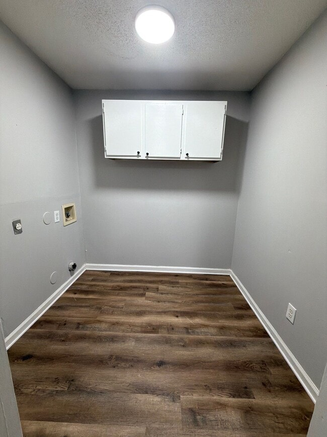 Building Photo - 163 Tisdale St