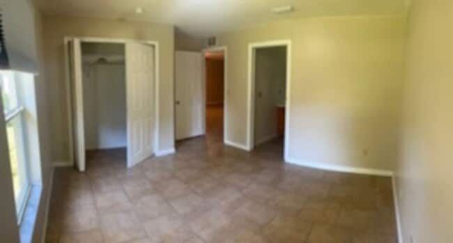 Building Photo - 610 Cassin Ave