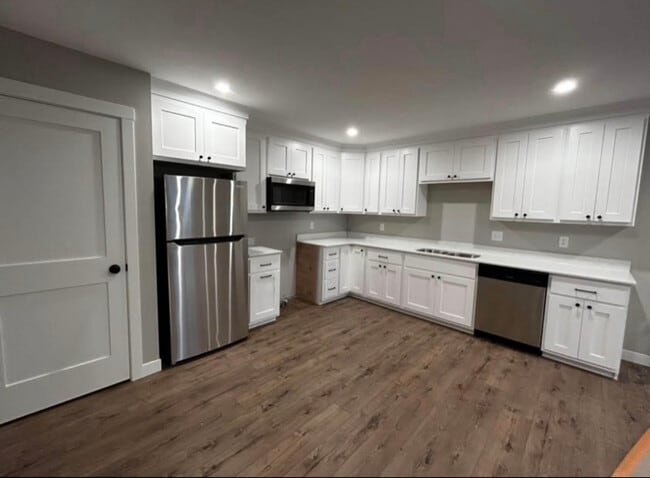 Building Photo - 1771 Old Stage Rd