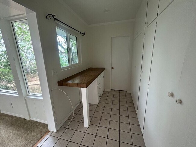 Building Photo - 279 Starlight Crest Dr