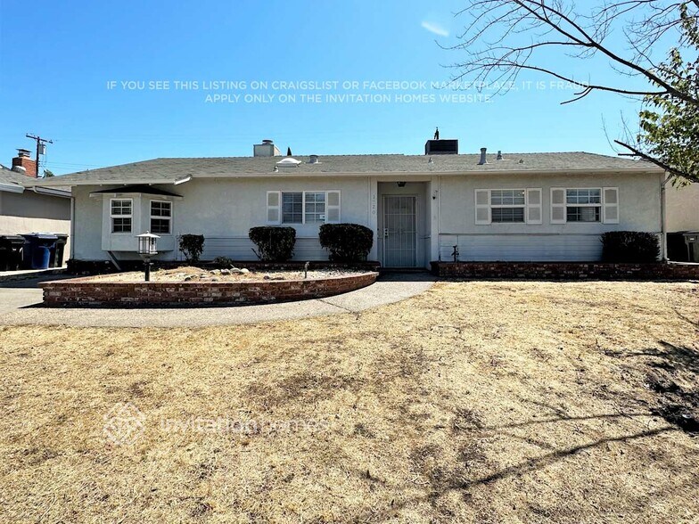 Building Photo - 1520 Gladstone Dr