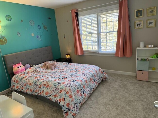 Building Photo - 11804 Shavenrock Pl