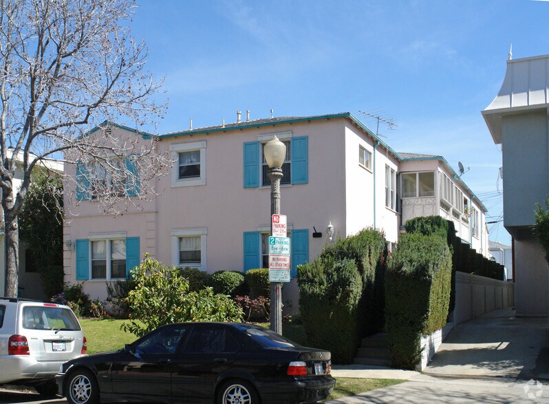 Primary Photo - 1124 S Rexford Dr
