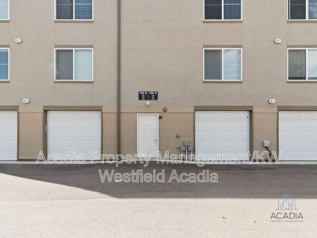 Building Photo - 788 E 500 S