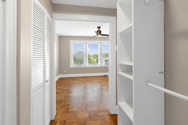 Building Photo - Move over, Linguini!