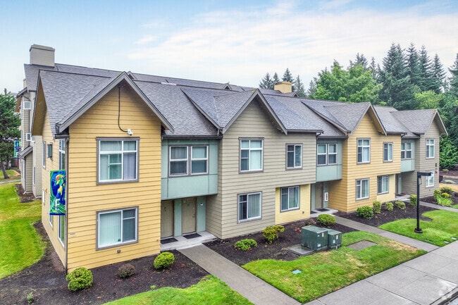 Primary Photo - Campus Corner Apartments