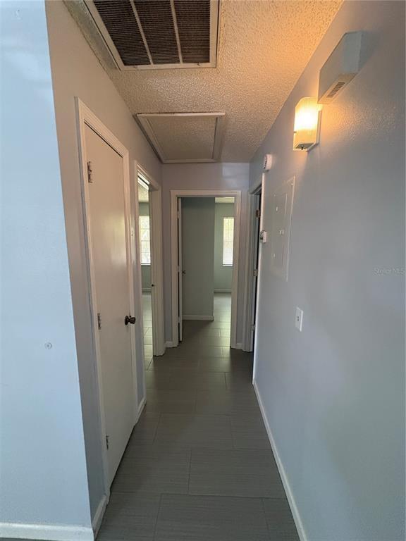 Building Photo - 411 Garden Dr