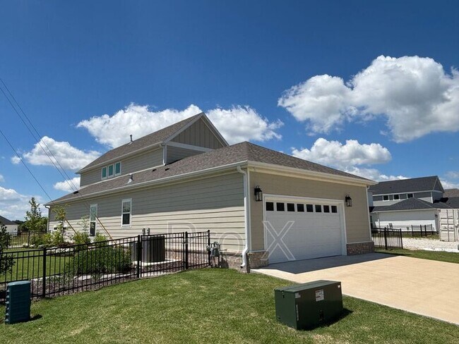 Building Photo - 6704 Autumn Ave