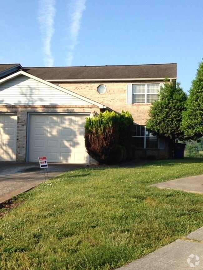 Building Photo - Mountain View Townhouse