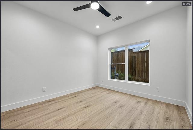 Building Photo - 2203 Hondo Ave