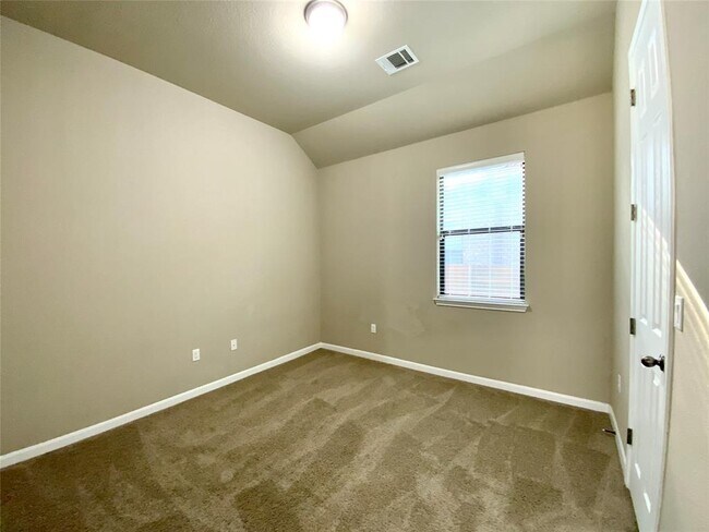 Building Photo - 15908 Dink Pearson Ln