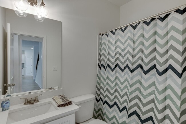 Building Photo - 230 Dragon Dr