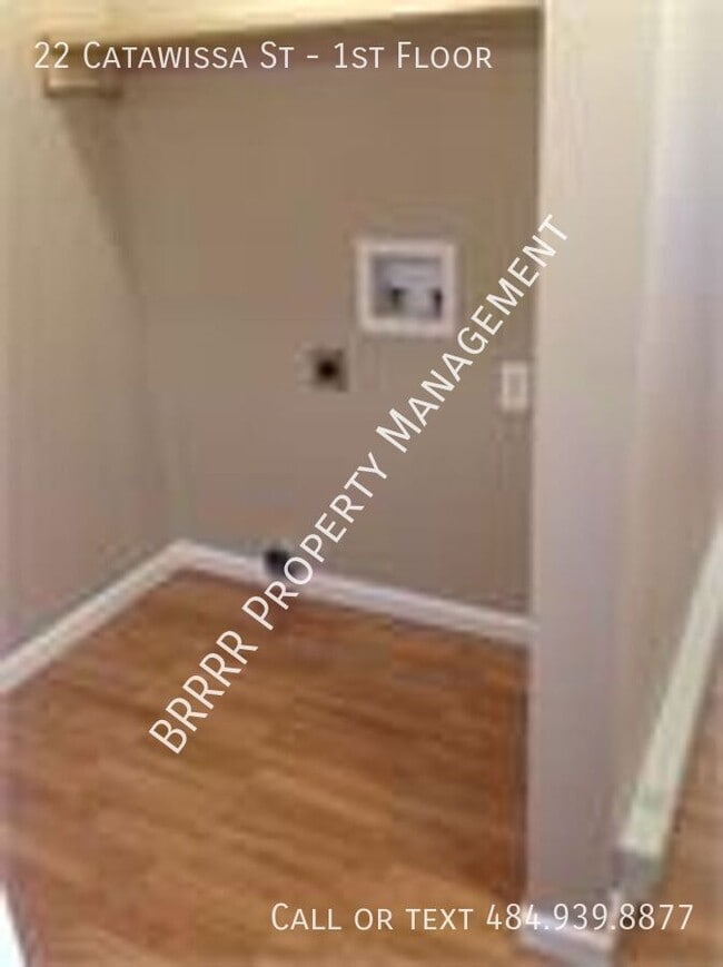 Building Photo - 22 Catawissa St