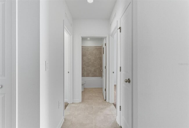Building Photo - 1526 Brentwood Dr
