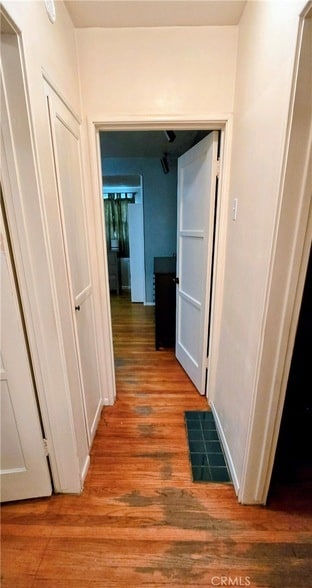 Building Photo - 10551 Karmont Ave