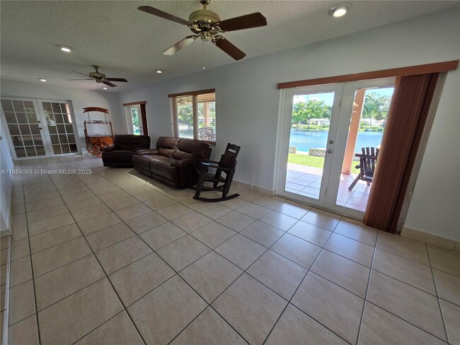 Building Photo - 14760 Lewis Rd