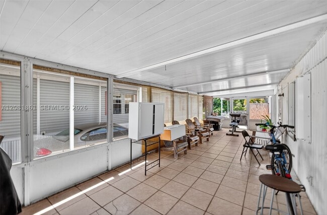 Building Photo - 2430 SW 53rd St