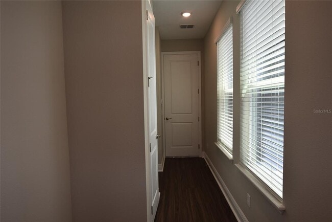 Building Photo - 7067 Carrickbend Ln