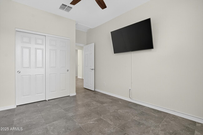 Building Photo - 17763 W Granite View Dr