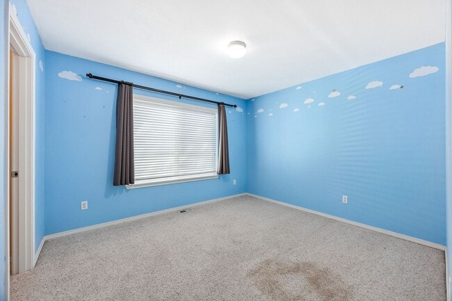 Building Photo - 3 Bedroom 2.5 bath Foxglove Meadows Home $3495.00