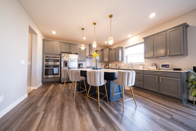 Building Photo - 8380 Abercrombie Ln