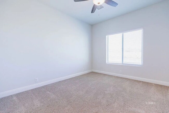 Building Photo - Charming 4-Bedroom Home with Modern Upgrad...