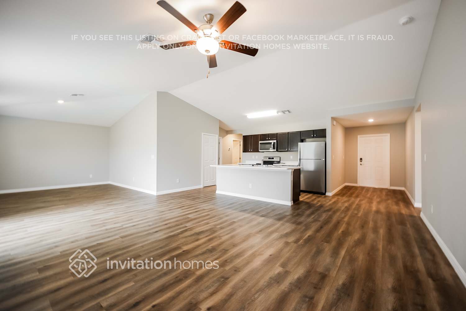 Building Photo - 402 Kostner St