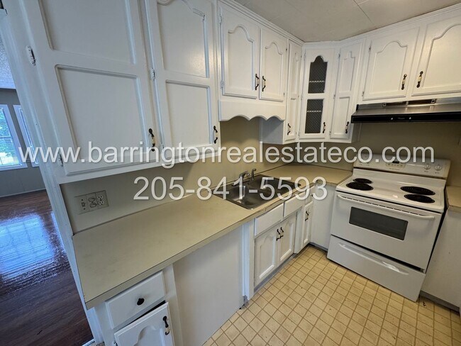 Building Photo - 400 13th Ave NW