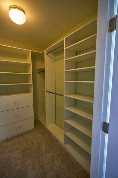 Building Photo - 3520 Maricopa St