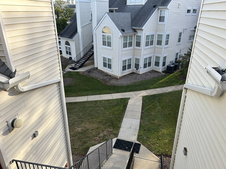Building Photo - 14118 Bowsprit Ln