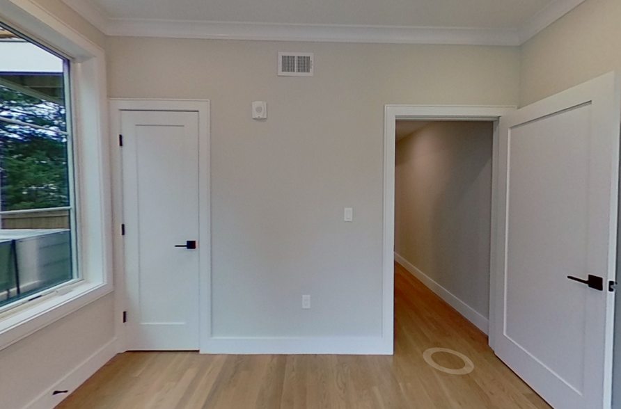Apt 1 - 104 Warren St