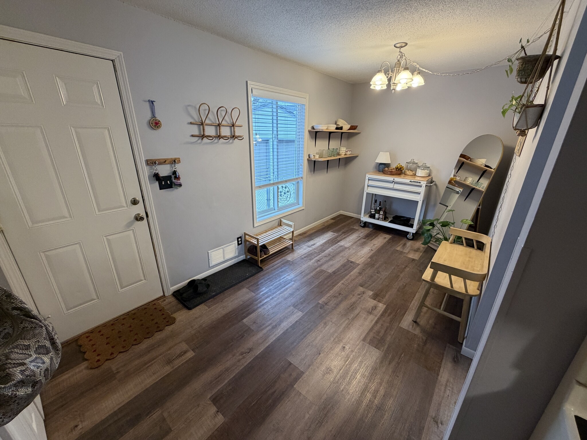 Building Photo - 2060 Rockstone Ln