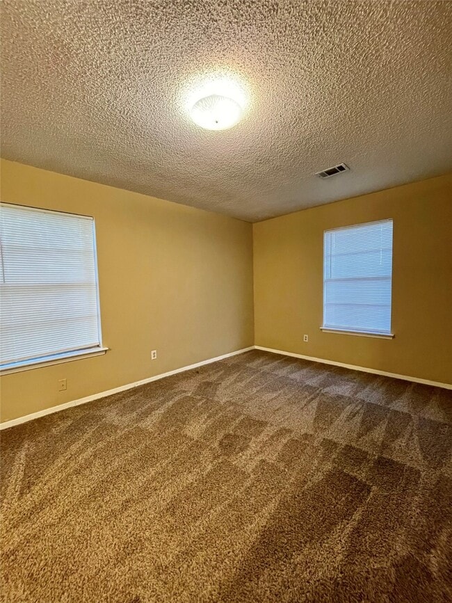 Building Photo - 1510 N Avenue Q