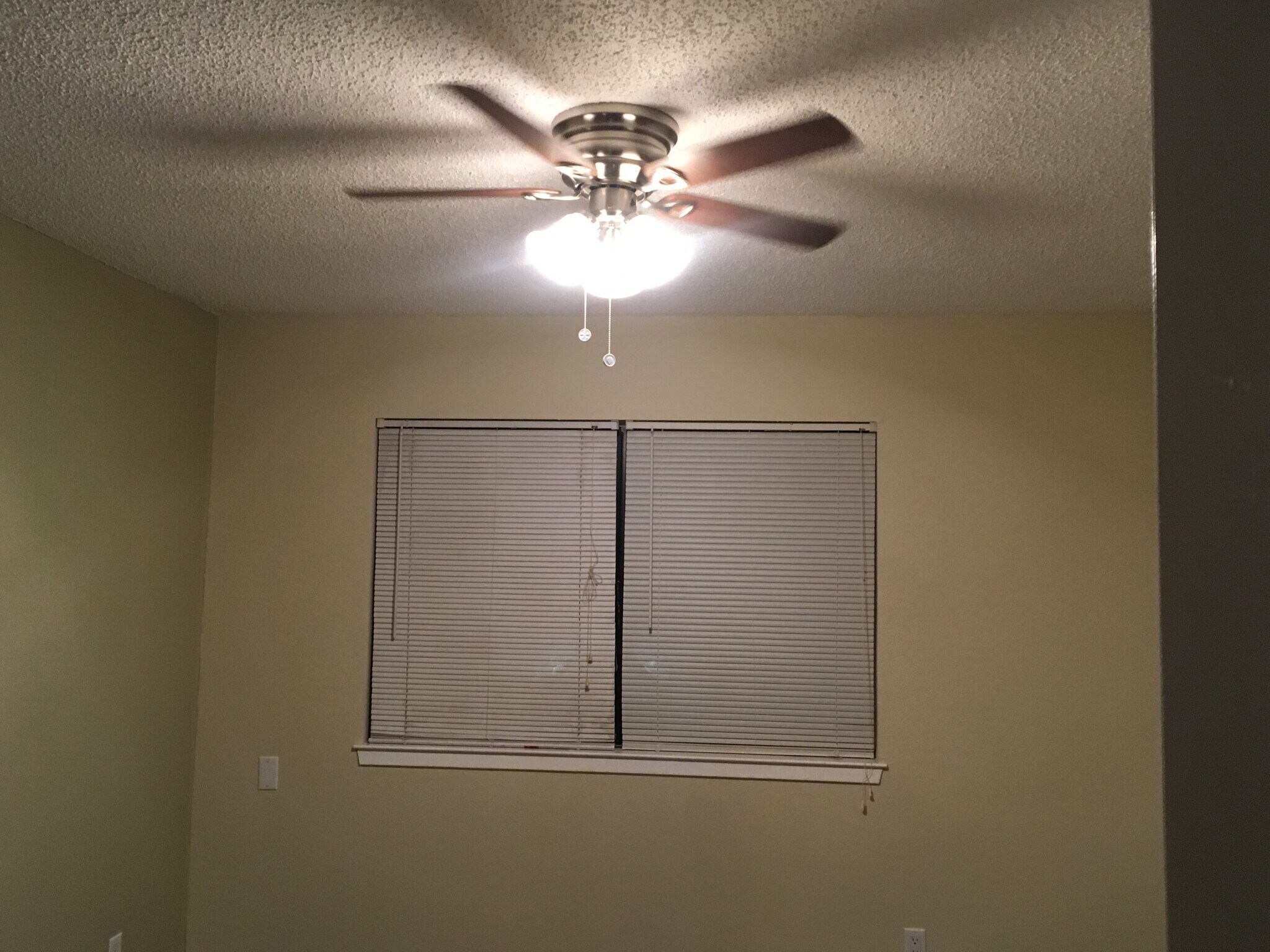 Brushed nickel ceiling fan - 1000 Ranchero Road