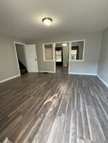 Building Photo - 1514 A 10th Ave