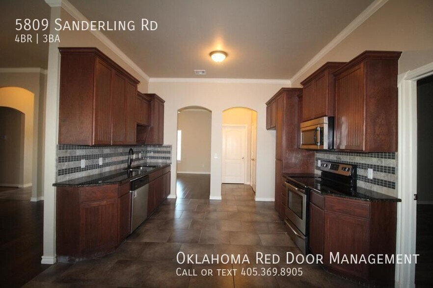 Building Photo - 5809 Sanderling Rd