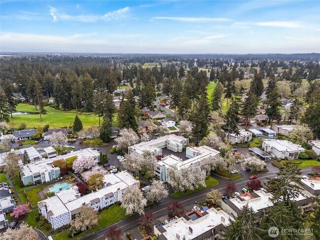 Building Photo - 7425 Ruby Dr SW